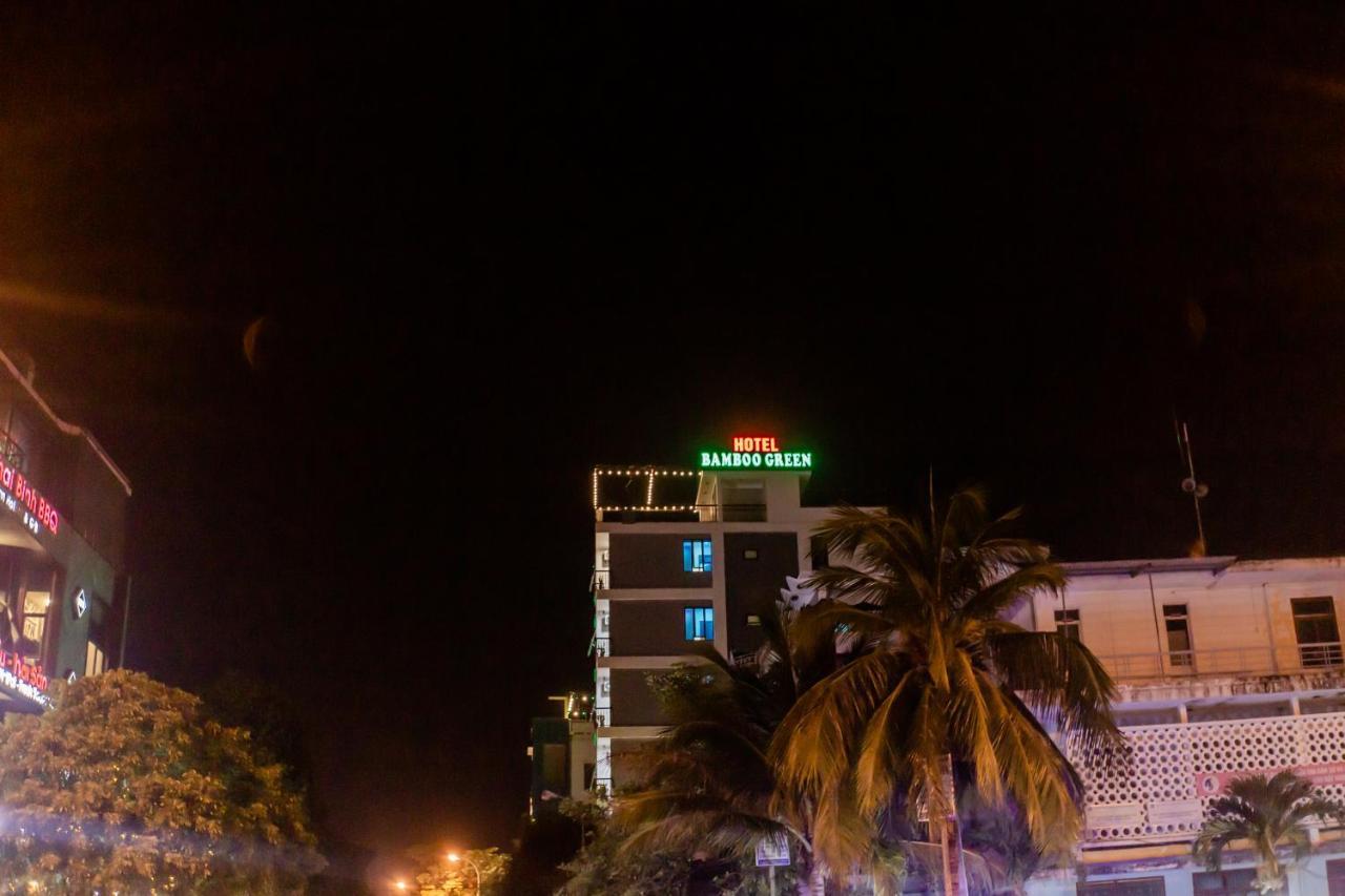 Bamboo Green Hotel Ðồng Hới Buitenkant foto