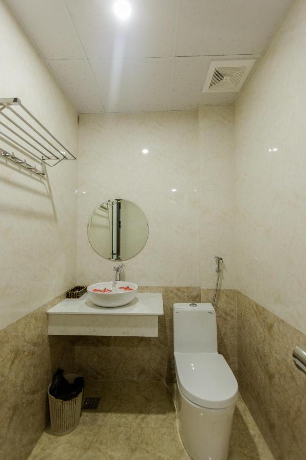 Bamboo Green Hotel Ðồng Hới Buitenkant foto
