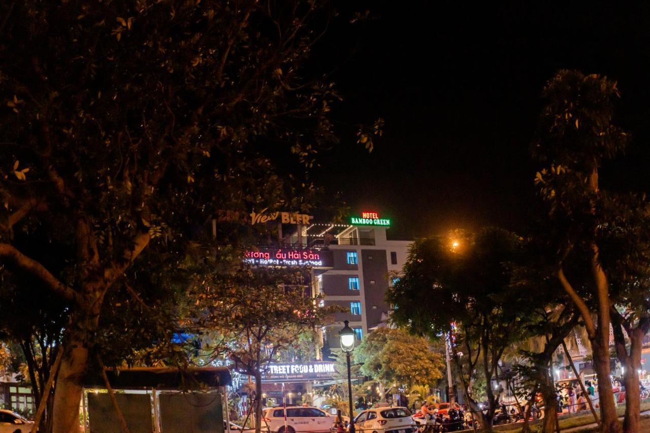Bamboo Green Hotel Ðồng Hới Buitenkant foto